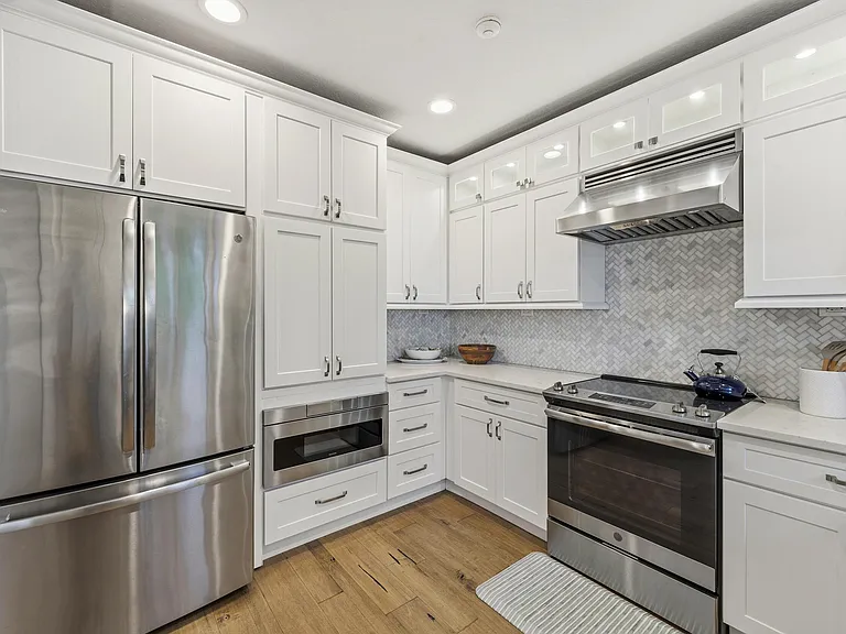 122 S Lake Dr — Photo 26
