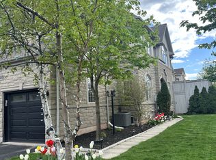 2418 Wasaga Dr, Oakville, ON L6H 0B8