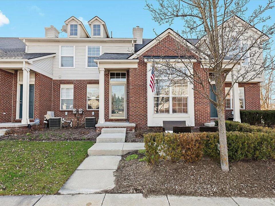 1st image of 32104 Alexa Dr #1