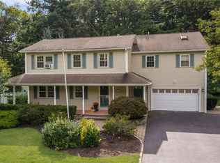 11 Birchwood Ln, Coventry, RI 02816