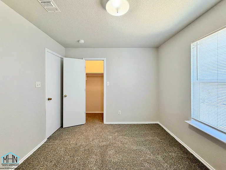 8326 Steep Valley — Photo 27