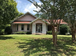 2622 P South Dr, Meridian, MS 39305
