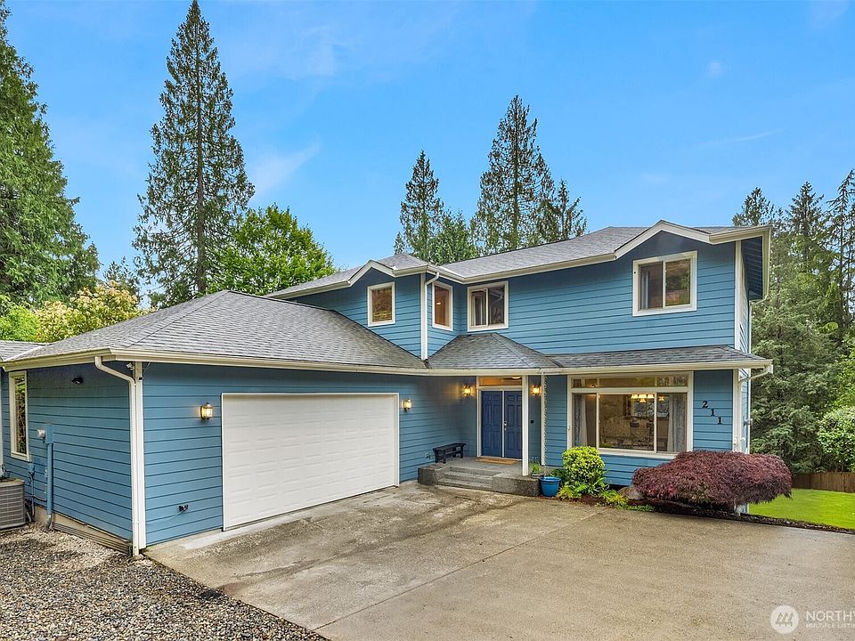 1st image of 211 210th Avenue NE