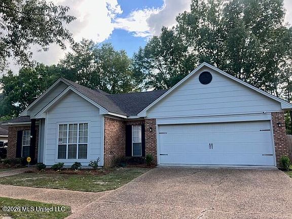3rd image of 309 Water Oak Rd