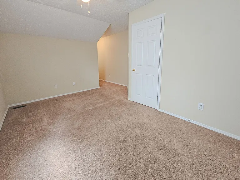 857 Ashley Michelle Ct — Photo 29