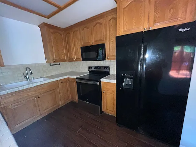 1170 Dawson Dr — Photo 9