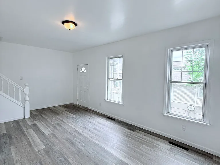 1003 Wayne Ave — Photo 15