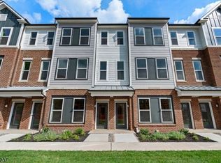 3 Sadie Cir #3104, Union Twp., NJ 07083