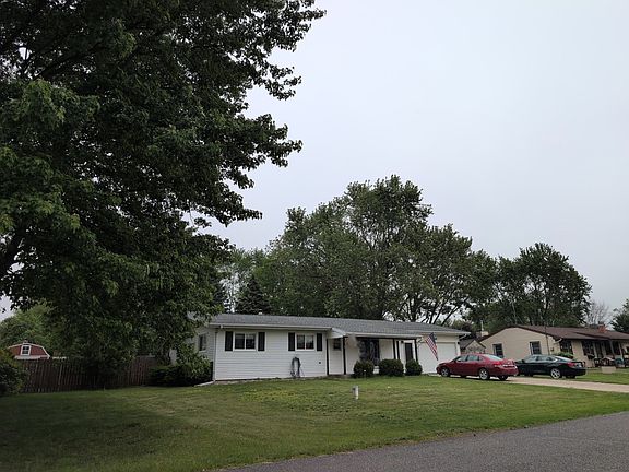 2nd image of 2320 Westover Dr