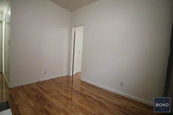 Rented by Bond New York | media 3