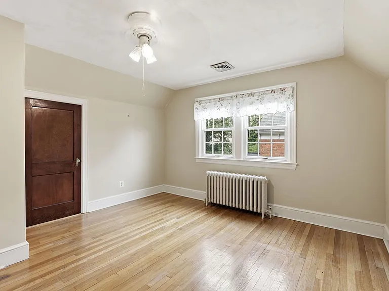 812 S Glebe Rd — Photo 13