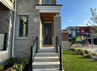 1034 Reflection Pl #512, Pickering, ON L1X 0L1