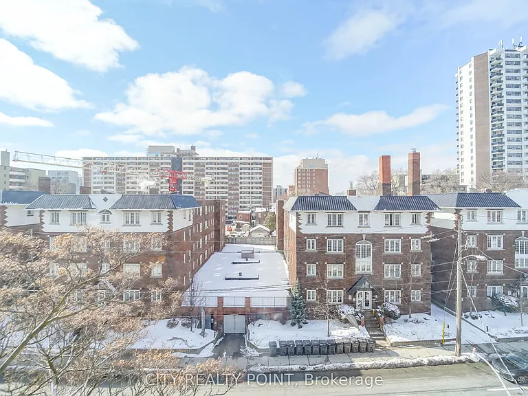 1545 Bathurst St #405 — Photo 3