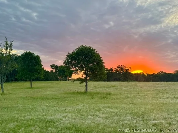 2 E Slab Rd, Wapanucka, OK 73461