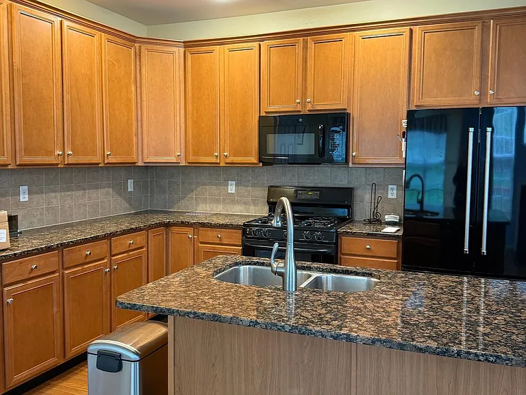 116 Fringetree Dr — Photo 10