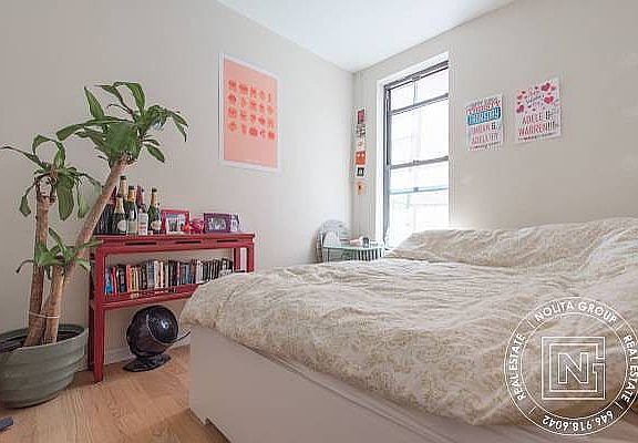 4th image of 90 Elizabeth St APT 19