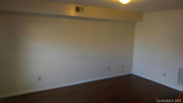 1st image of 100 W 17th St APT 35