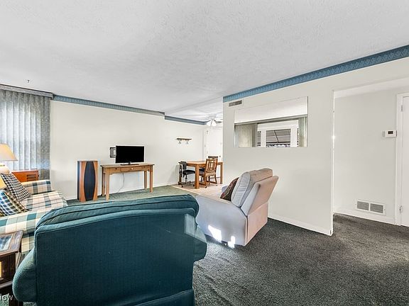 3rd image of 3106 Prior Dr