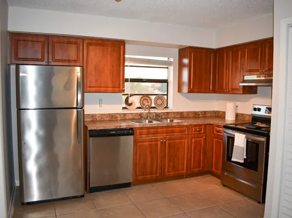 5107 S Clarice Ct APT C, Tampa, FL 33611