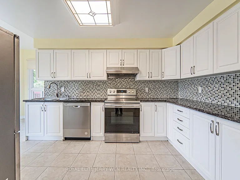 10 Kingsboro Rd — Photo 8
