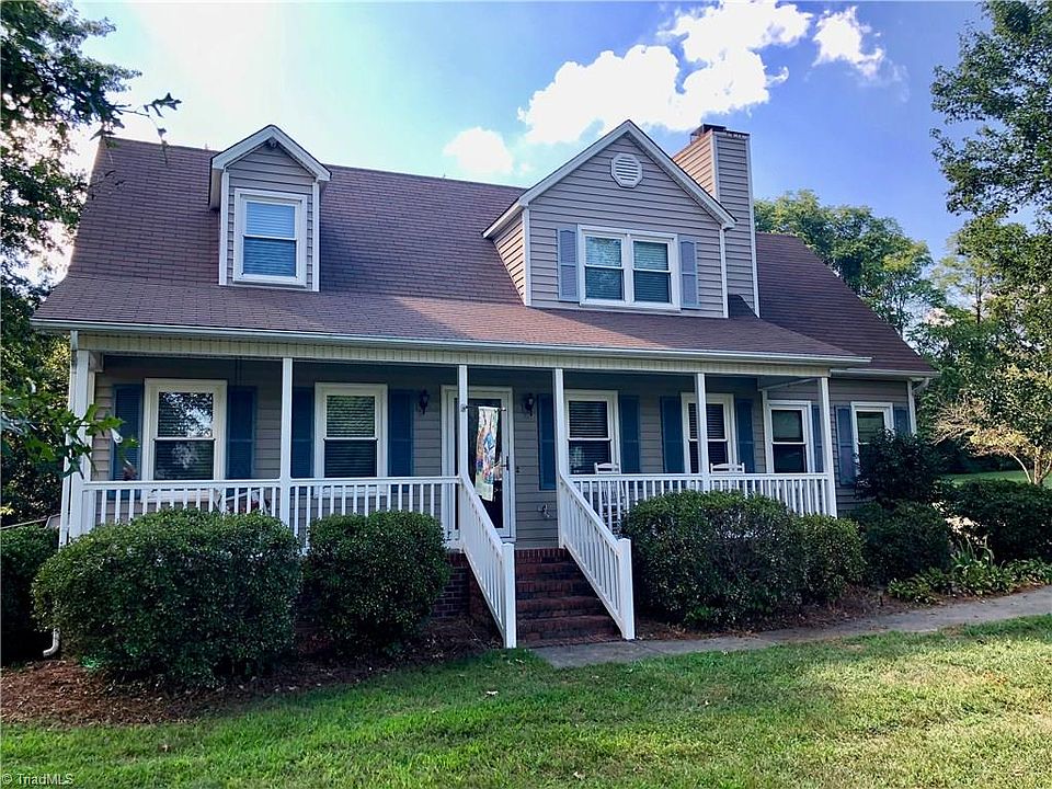 1st image of 3803 Clairese Dr