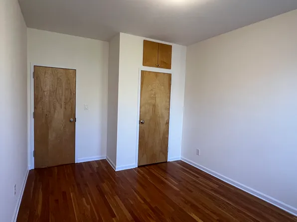 24-25 28th Street image 7 of 8