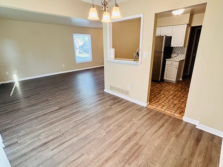 116 Regents Dr #116 — Photo 9