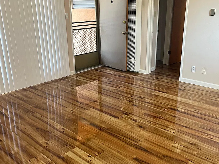 1761 E 1st St #8 — Photo 13