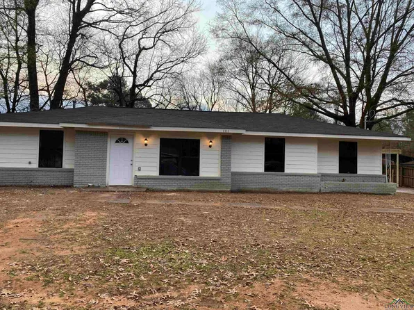 1111 Glenn St, Daingerfield, TX 75638