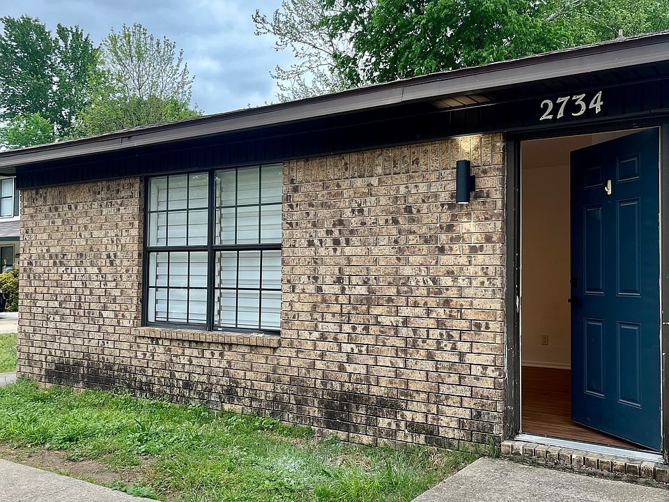 1st image of 2734 N Barcelona Ave