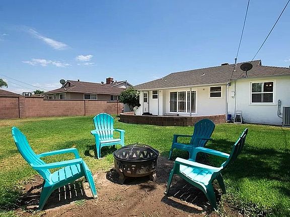 3rd image of 15215 Tricia Ln