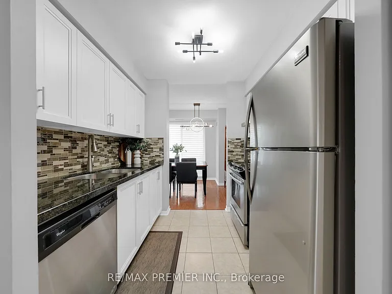 51 Baffin Ct #220 — Photo 15
