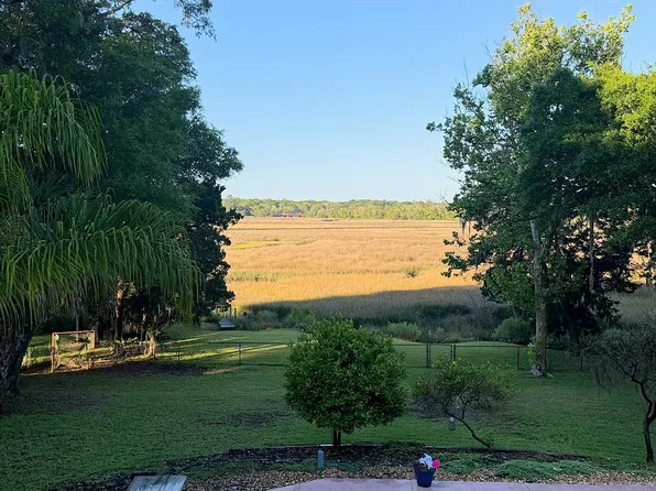 151 Creekside Dr, Saint Augustine, FL 32086