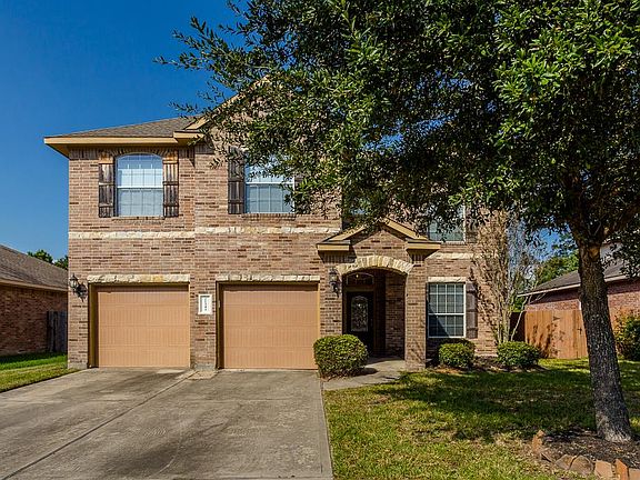 3rd image of 21343 Village Crossing Ln