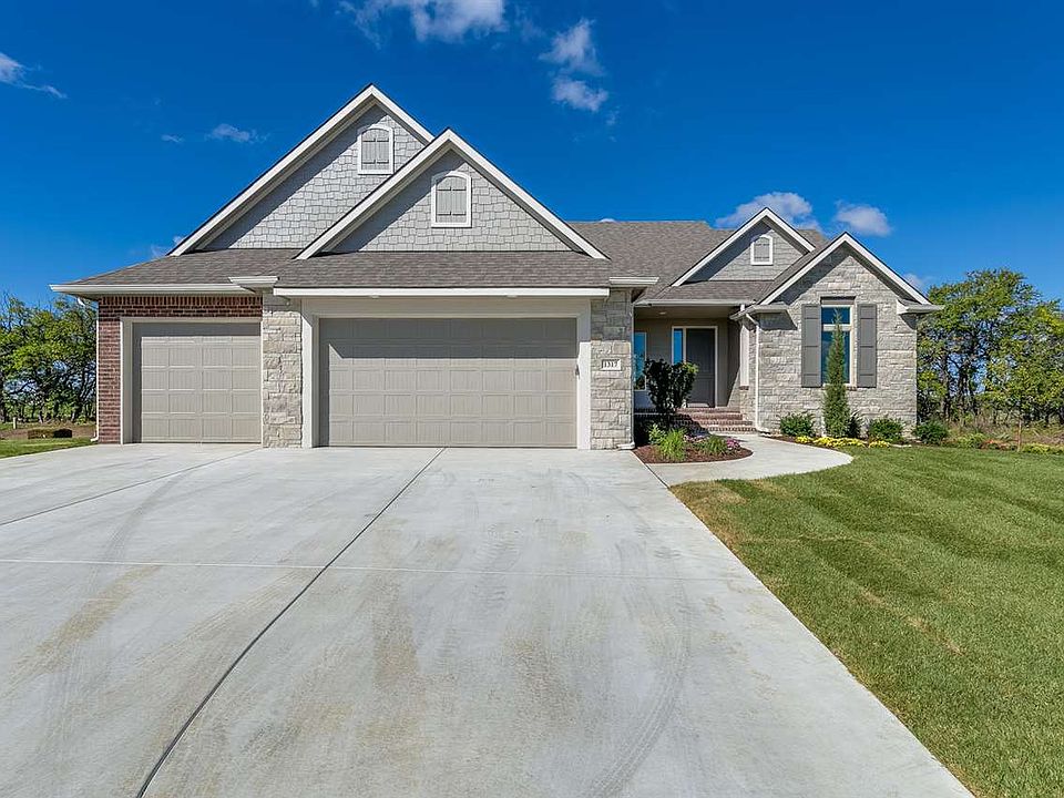 1st image of 1317 N Shadow Rock Dr