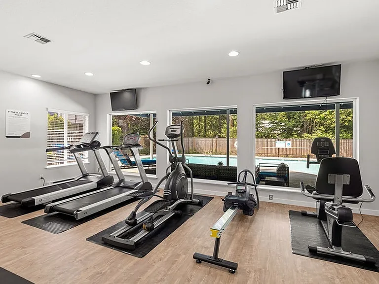 Avana Chestnut Hills — Photo 33