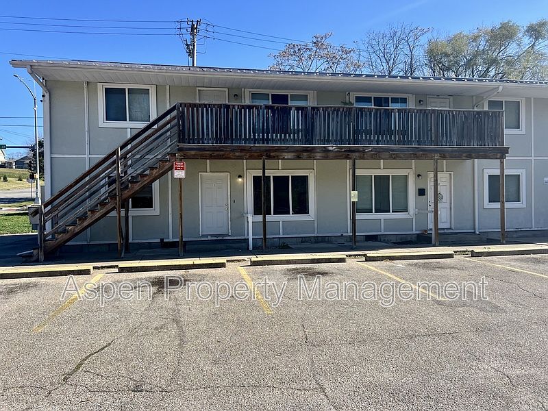 1st image of 2101 Division St #1