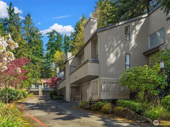 3506 108th Place NE #2, Bellevue, WA 98004