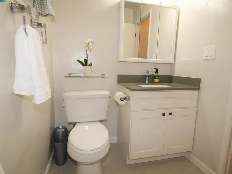 3415 Grasswood Dr — Photo 28
