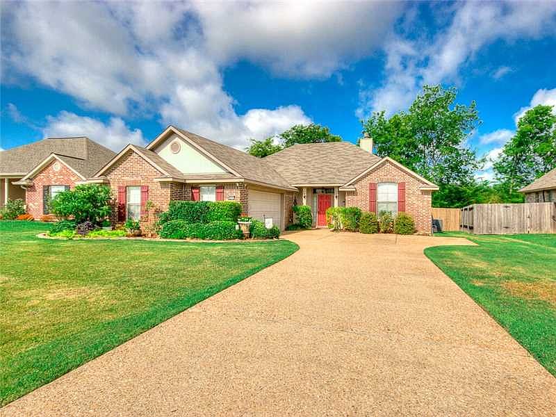 1st image of 4230 Parkridge Dr