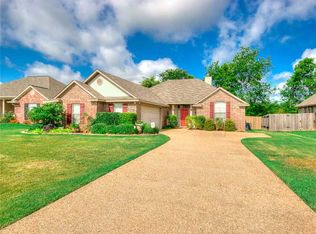 4230 Parkridge Dr, Benton, LA 71006