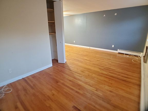 5th image of 16-34 Clintonville St