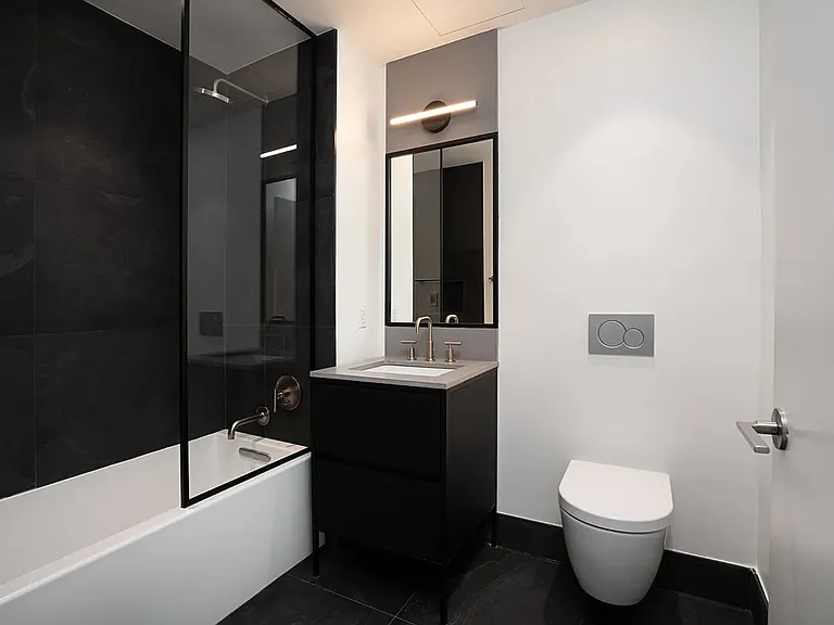 45 E 7th St #3B — Photo 7
