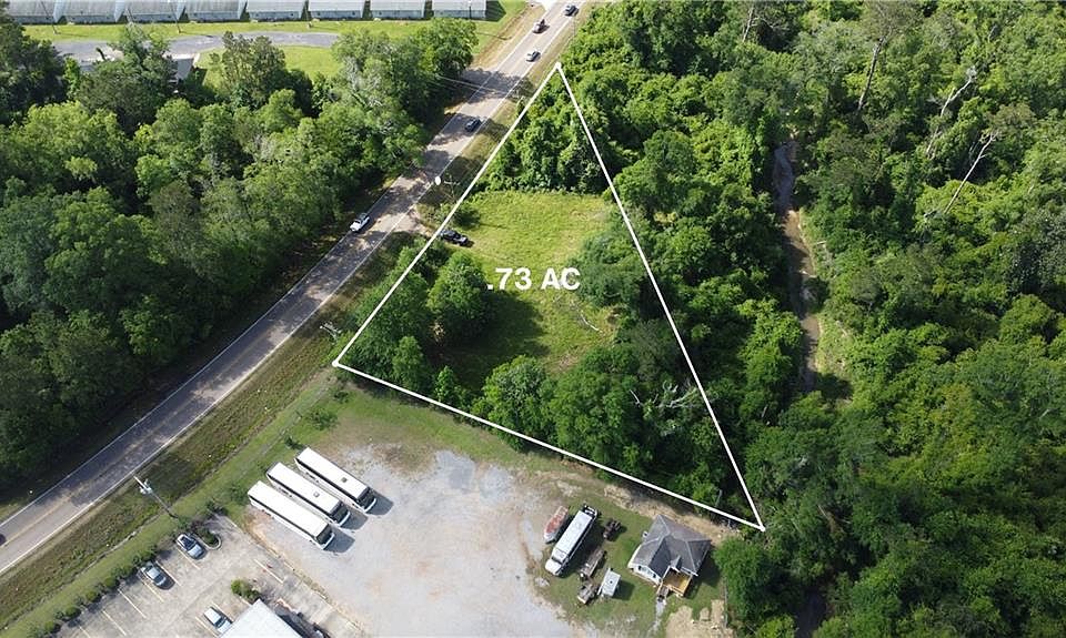 2nd image of 325 Morris Rd