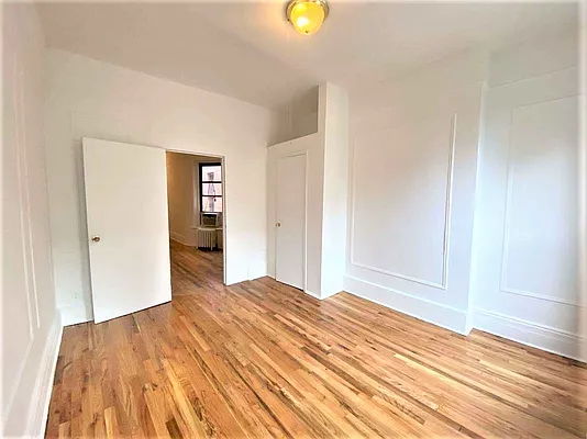 Rented by Bond New York | media 3