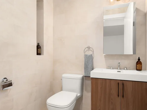 216 20th Street image 7 of 9