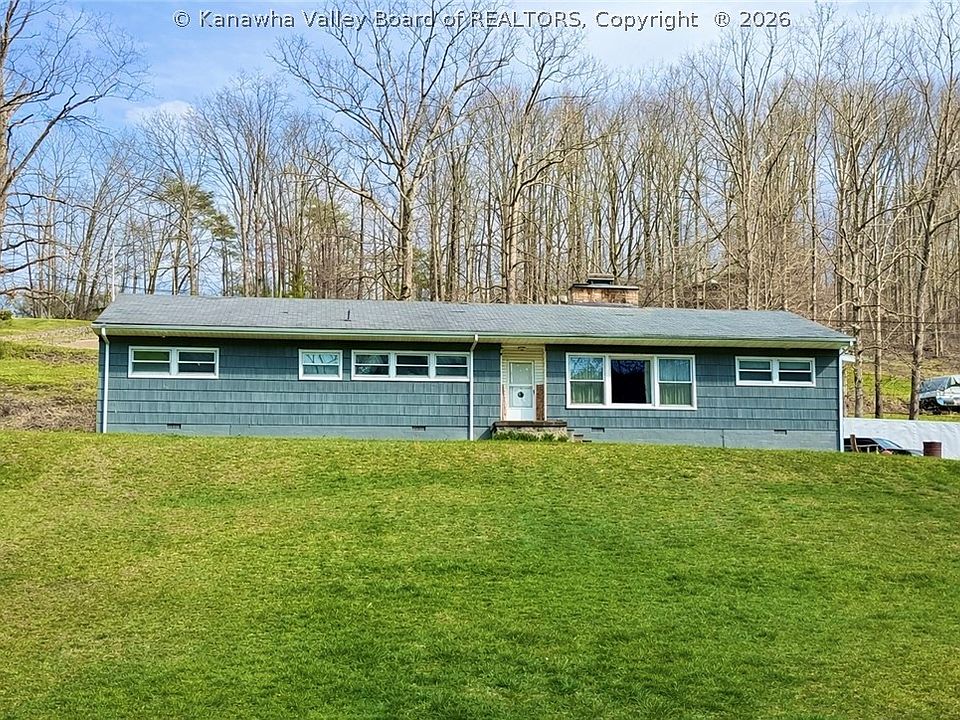 1st image of 9 Samantha Dr