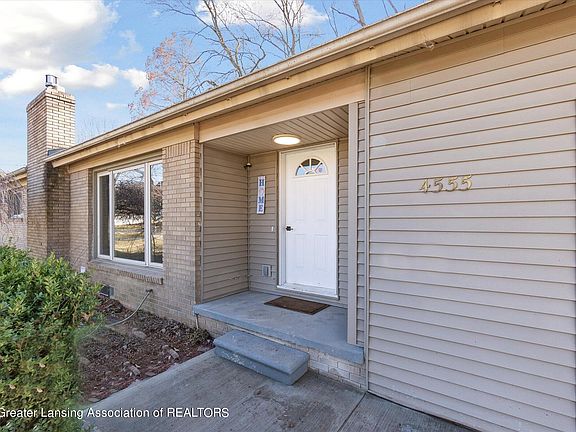 5th image of 4555 Eastwood Dr