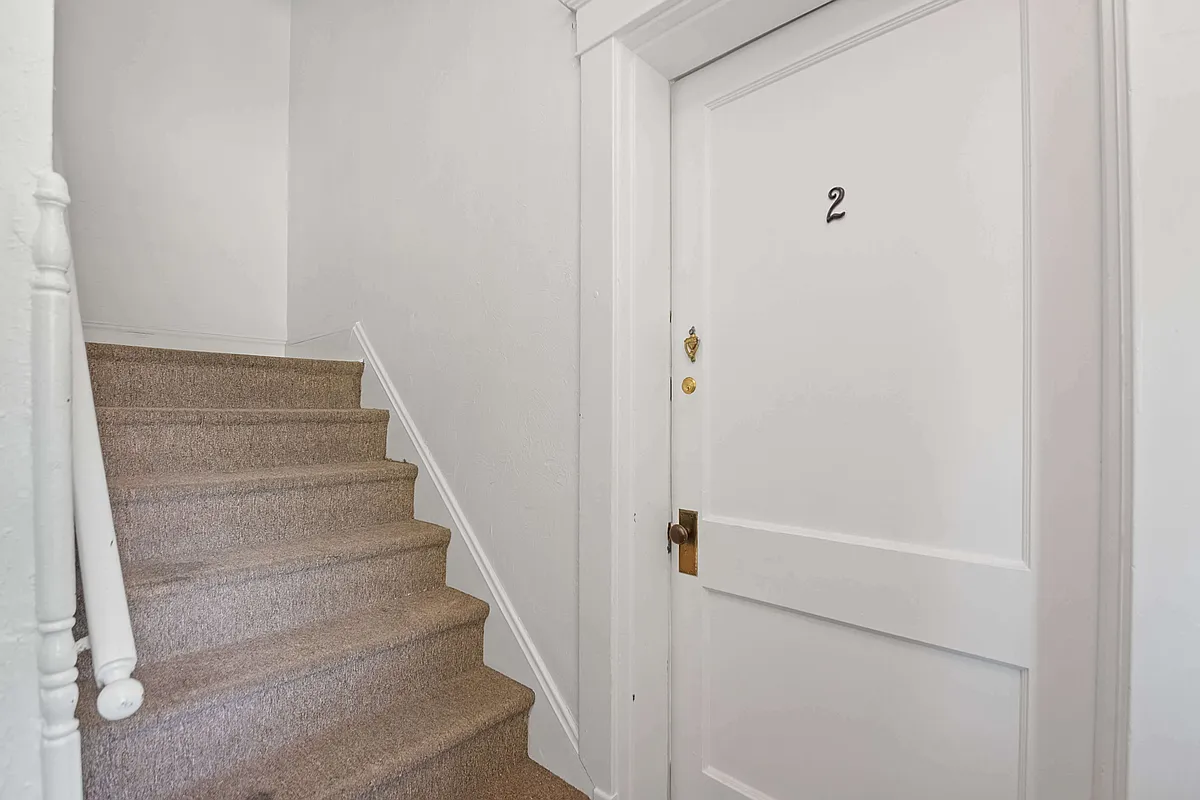 Unit 2 - 3212 Bach Ave