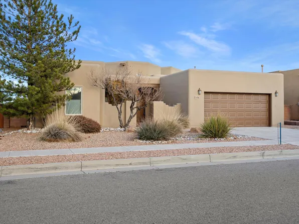 8104 Cayenne Dr NW, Albuquerque, NM 87120